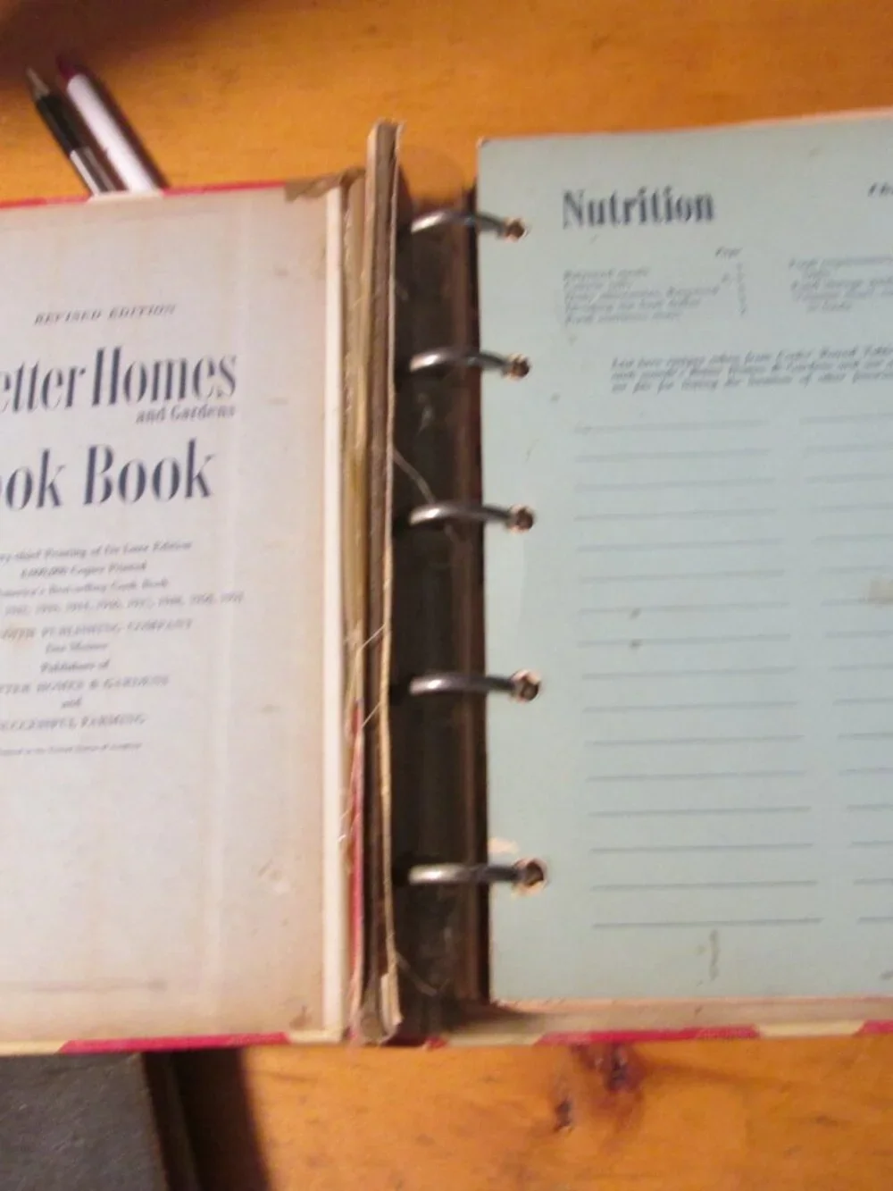 Vtg Better Homes and Garden 1951 5 Ring Binder 23 rd printing